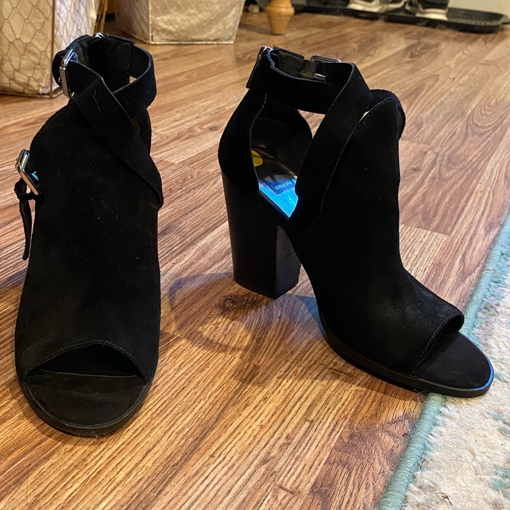Dolce Vita peekaboo toe heels